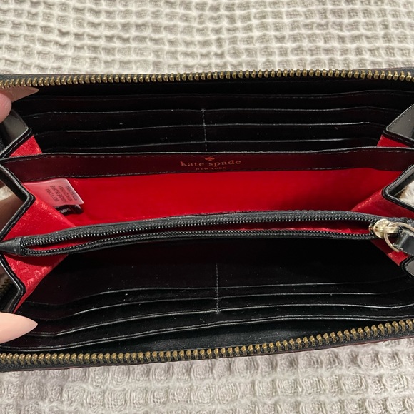 Kate Spade Zippy Wallet - Picture 3 of 3